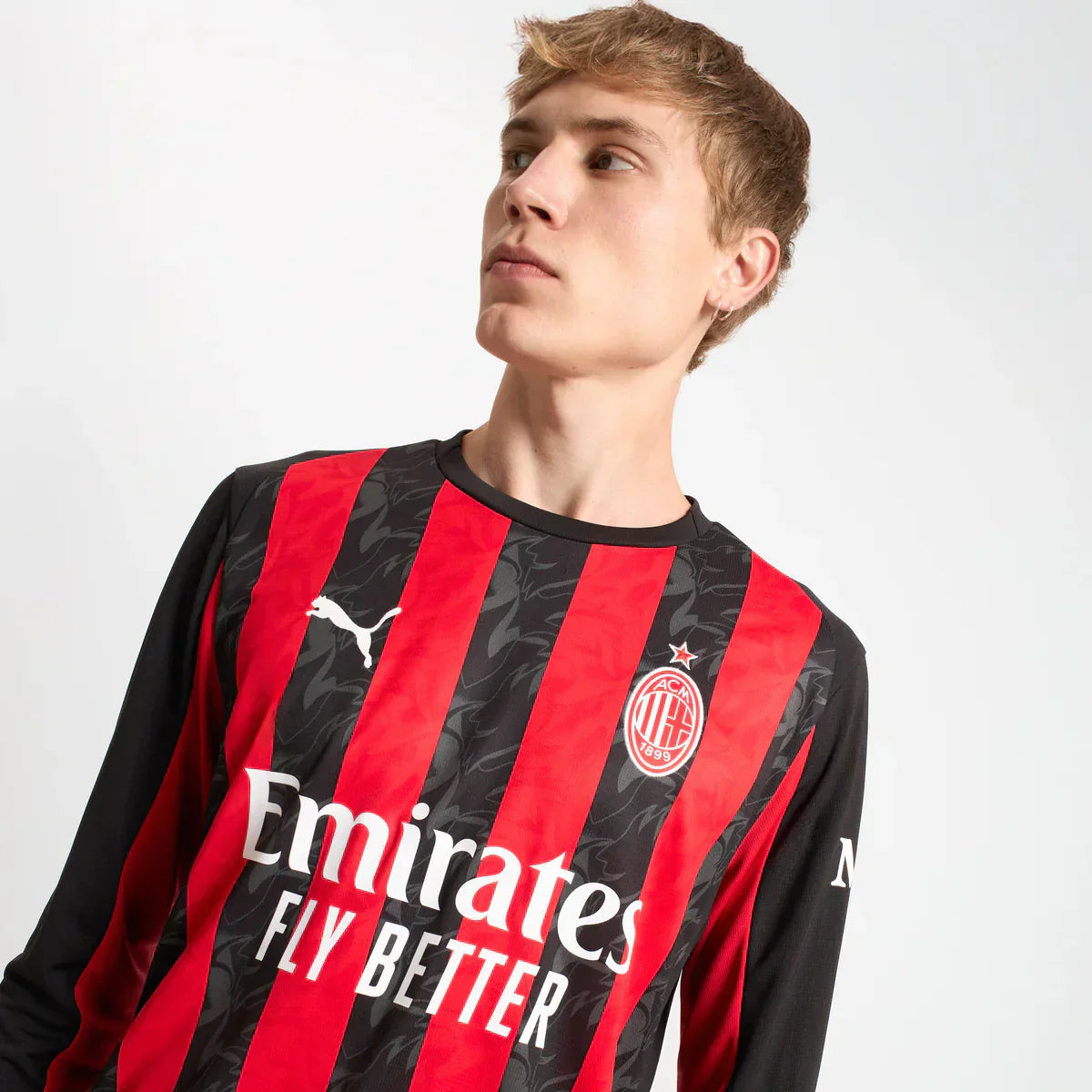 Camiseta de local de manga larga del AC Milan 2025/26