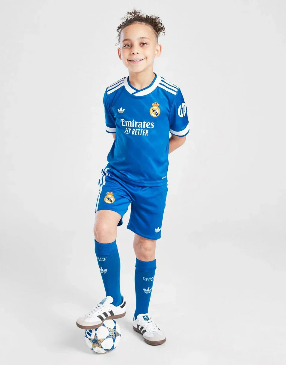 Camiseta infantil de la tercera equipación del Real Madrid 2025/26