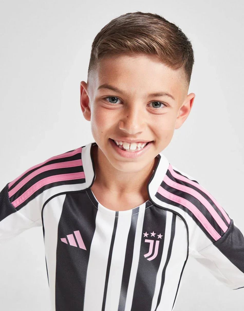Juventus 2025/26 Home Kids Jersey
