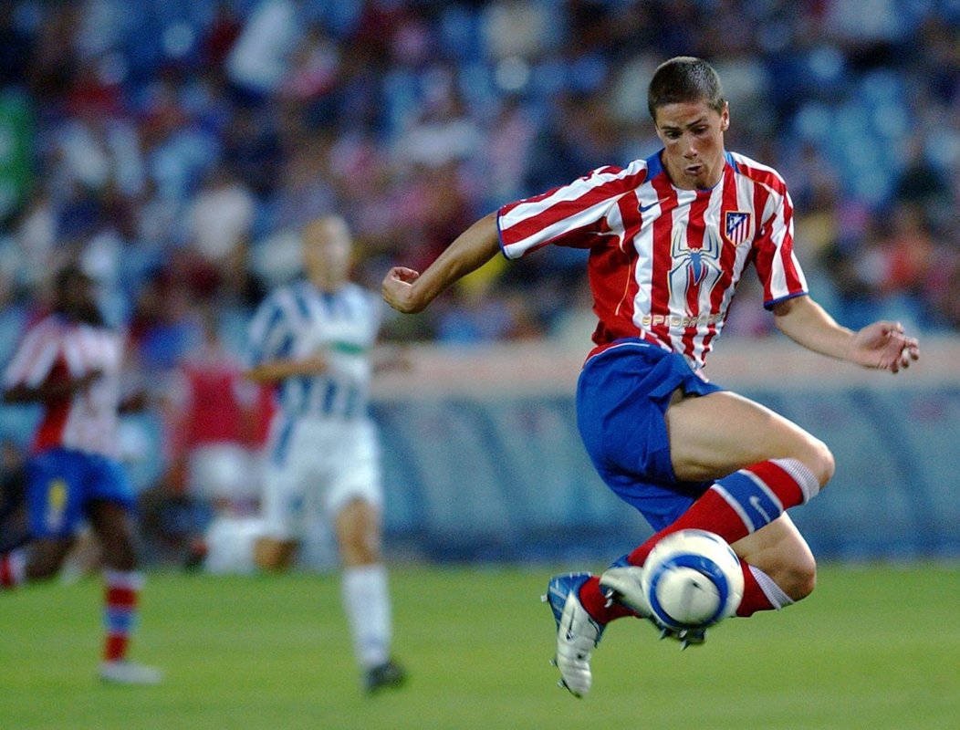 Atletico Madrid 2004-2005 Home Retro Jersey Spiderman